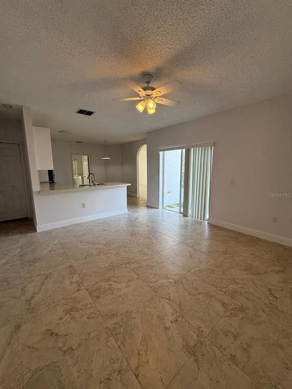 315 Edgewood Court - Photo 2