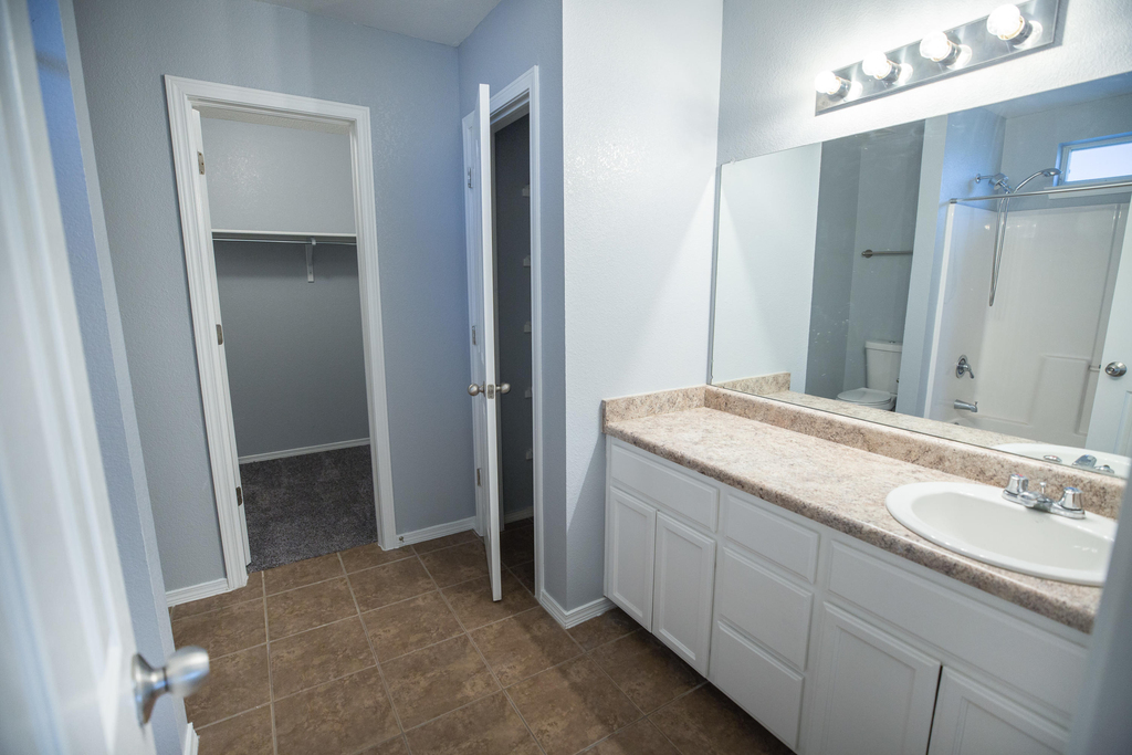 13231 Kestrel Avenue - Photo 16