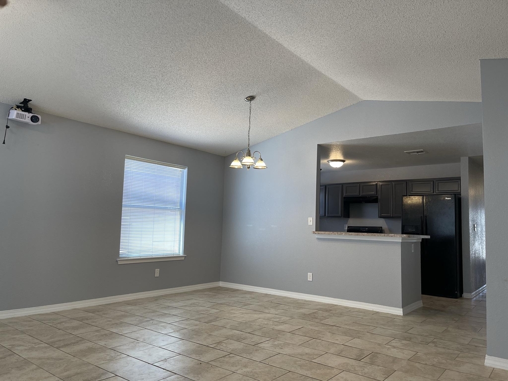 13231 Kestrel Avenue - Photo 1
