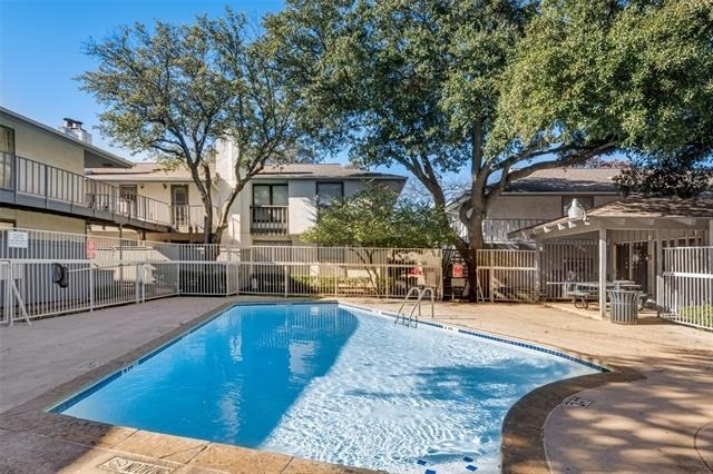 12888 Montfort Drive - Photo 10