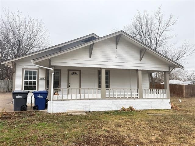 1208 Hall Street - Photo 0