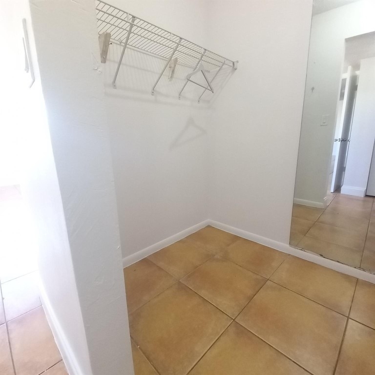 3610 Nw 21st - Photo 2