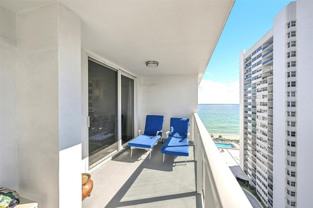 1880 S Ocean Drive - Photo 32