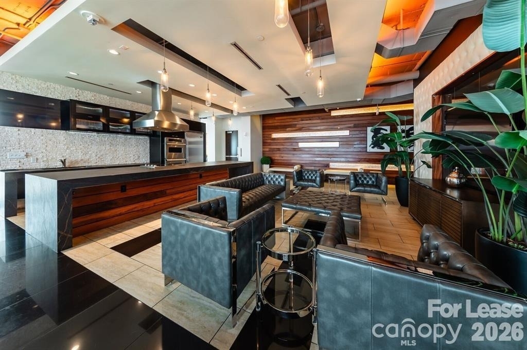 215 N Pine Street - Photo 22