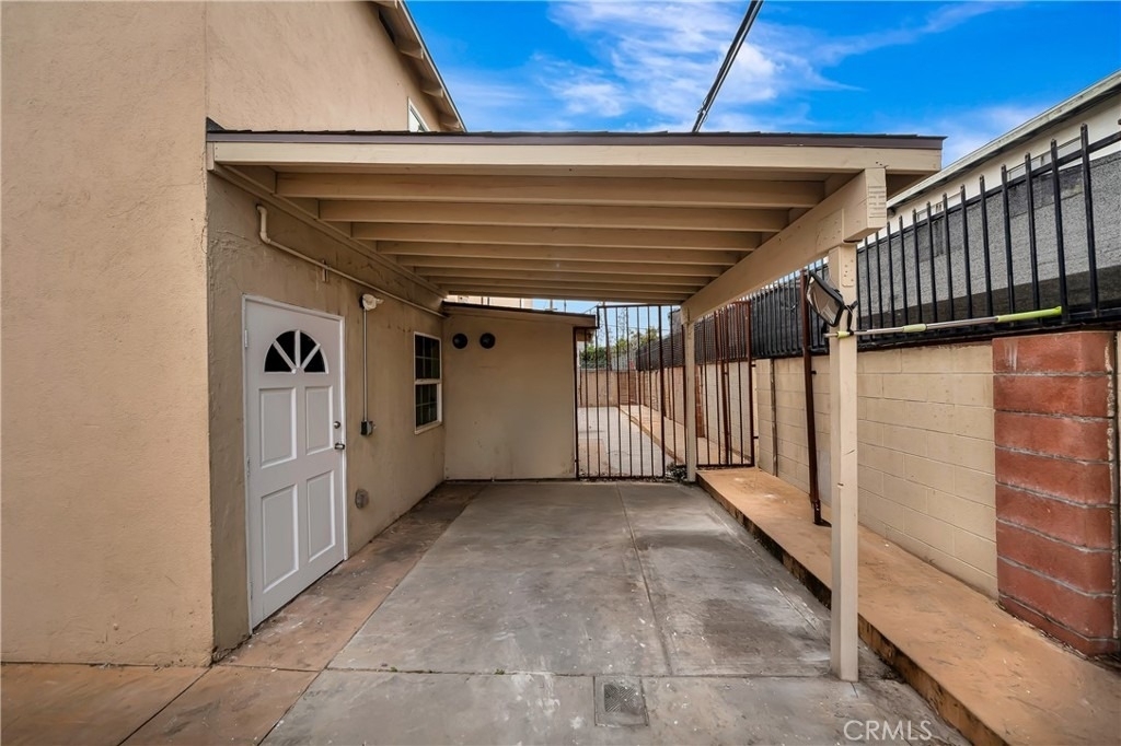 6827 Simpson - Photo 14