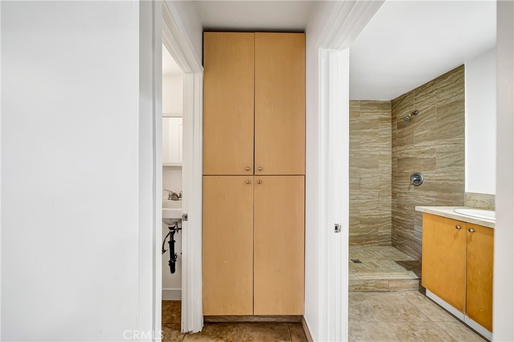 6827 Simpson - Photo 7