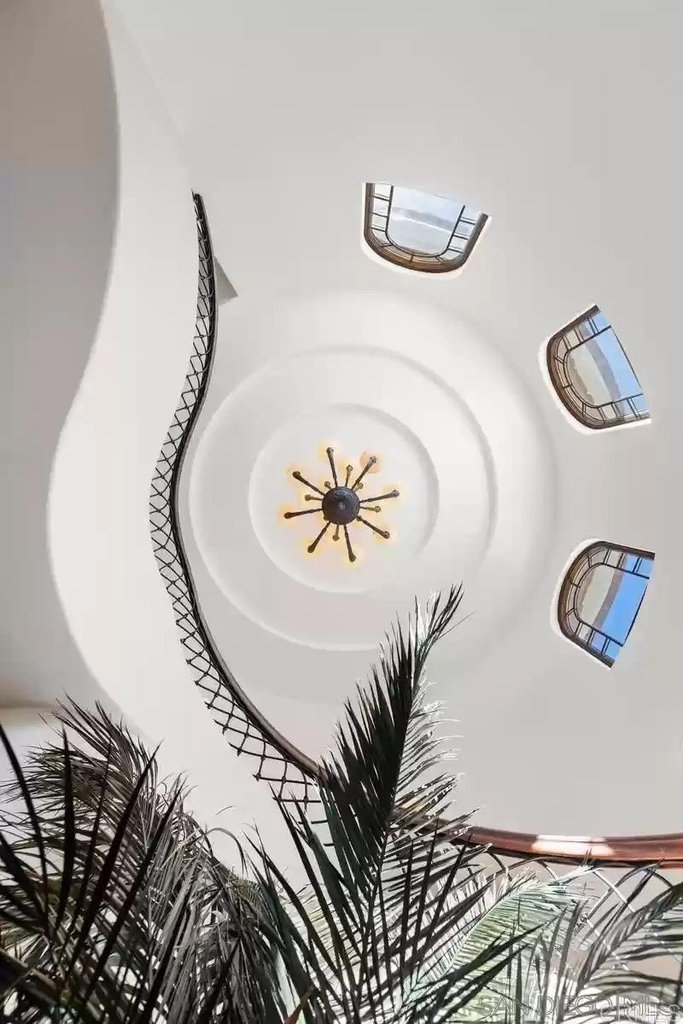 555 Ocean - Photo 7