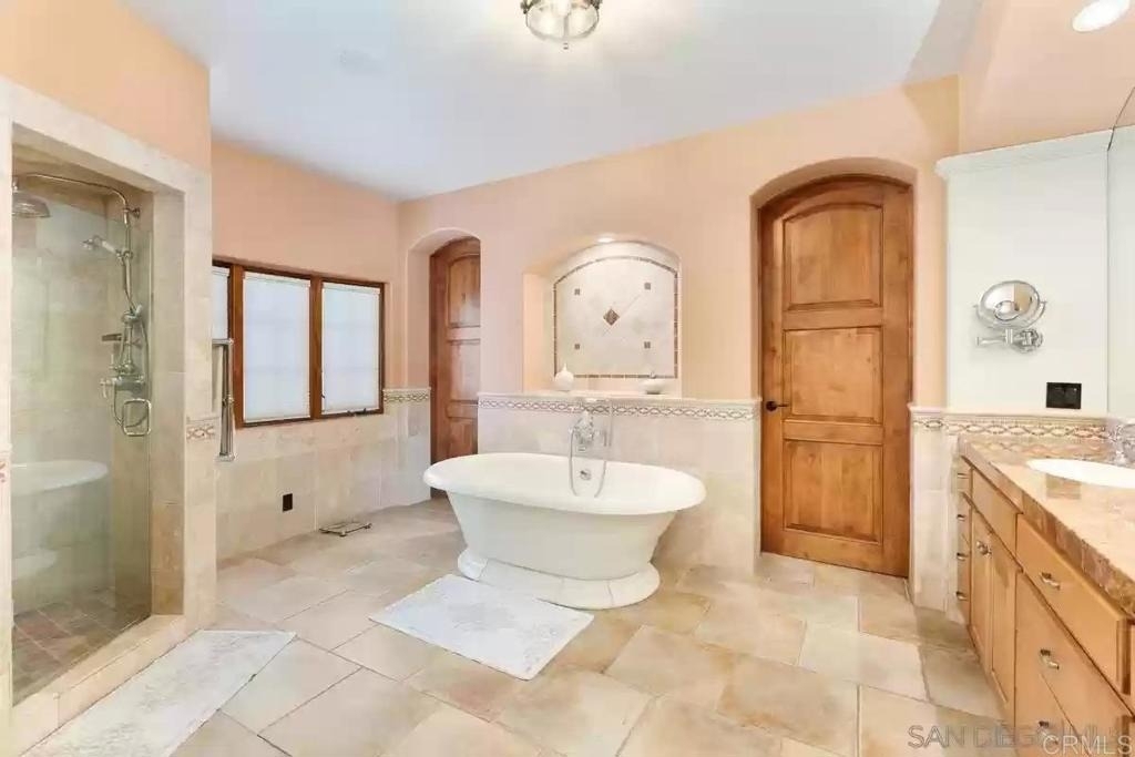 555 Ocean - Photo 24