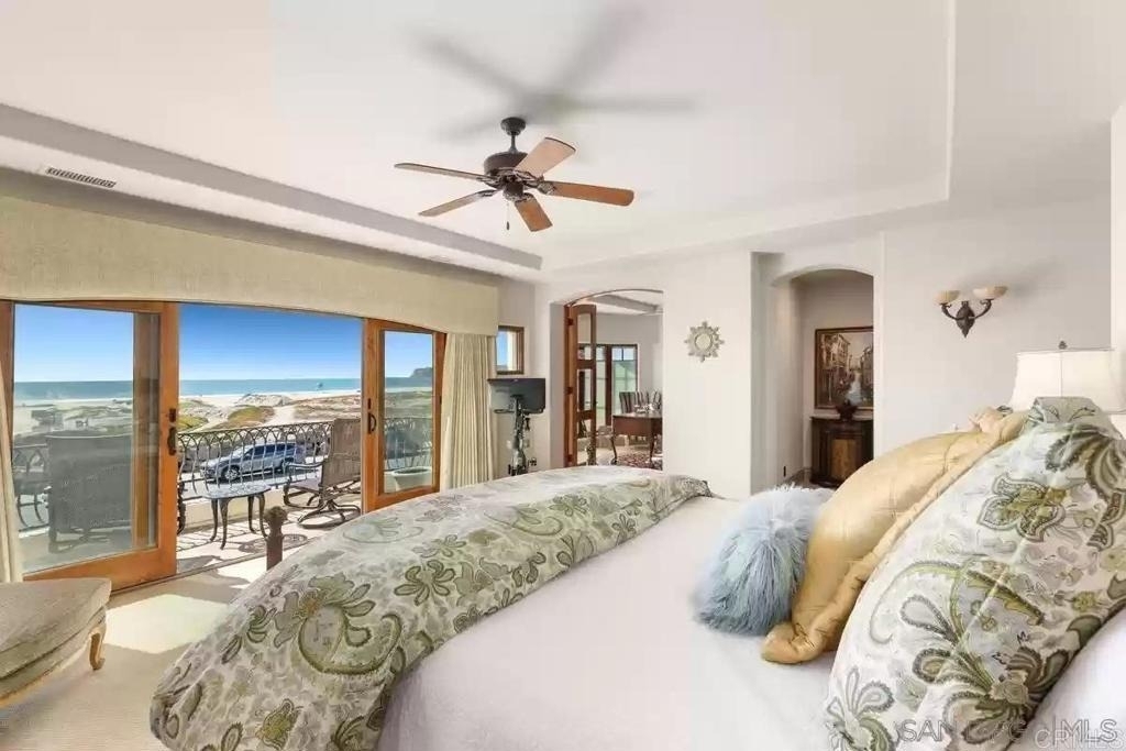 555 Ocean - Photo 17