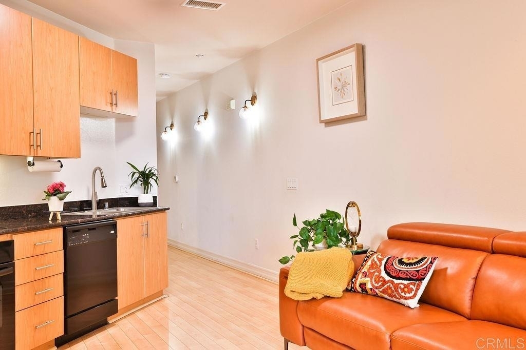 1225 Island Avenue - Photo 7