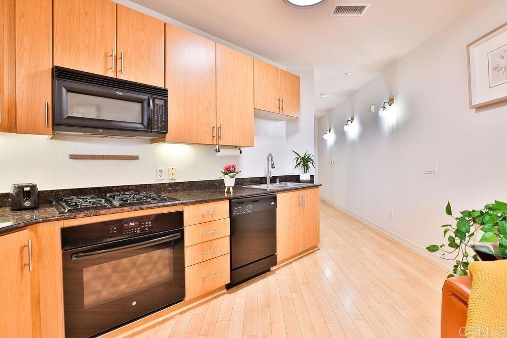 1225 Island Avenue - Photo 10