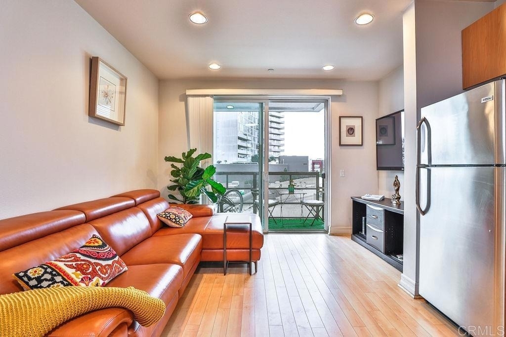 1225 Island Avenue - Photo 6