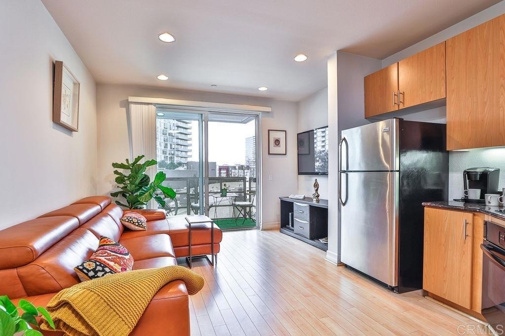 1225 Island Avenue - Photo 8