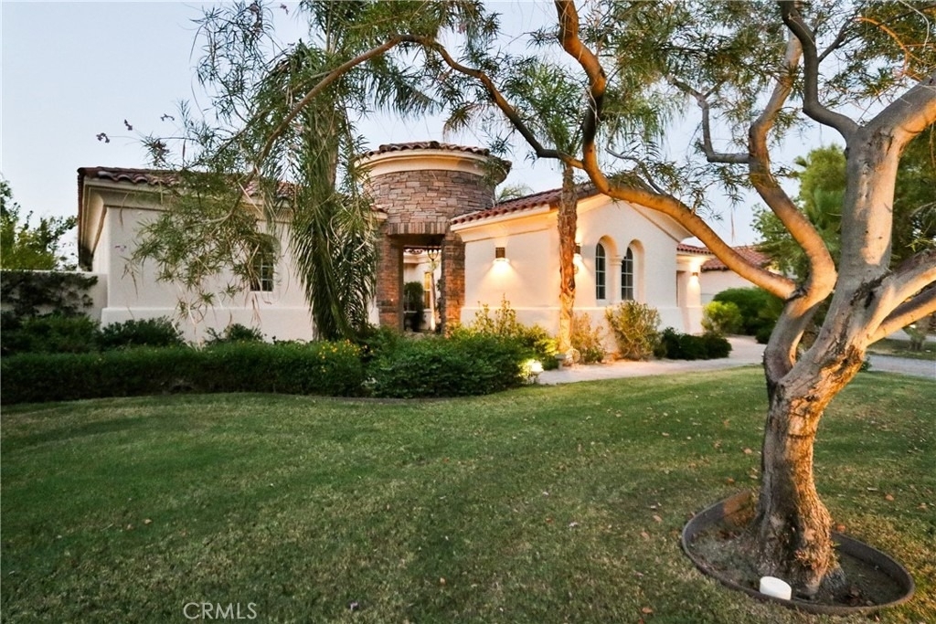 134 Royal Saint Georges Way - Photo 1