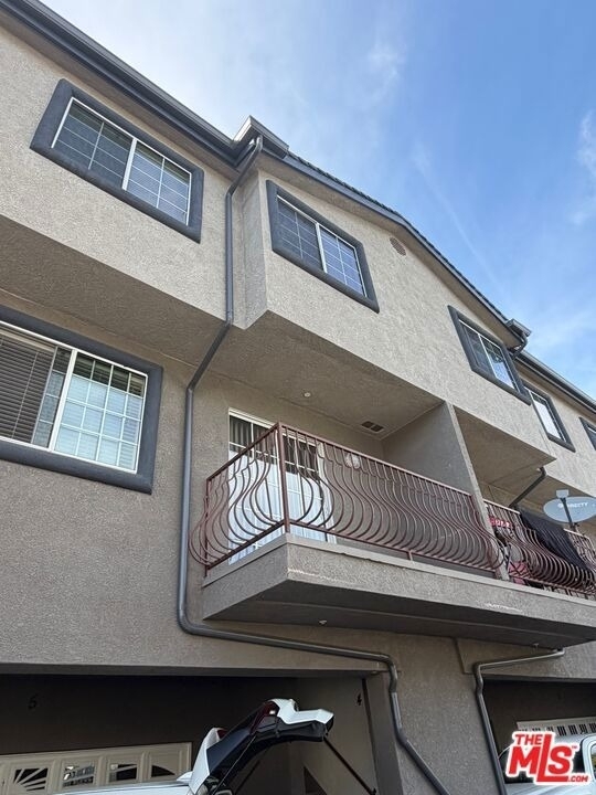 1210 W 39th Street - Photo 1