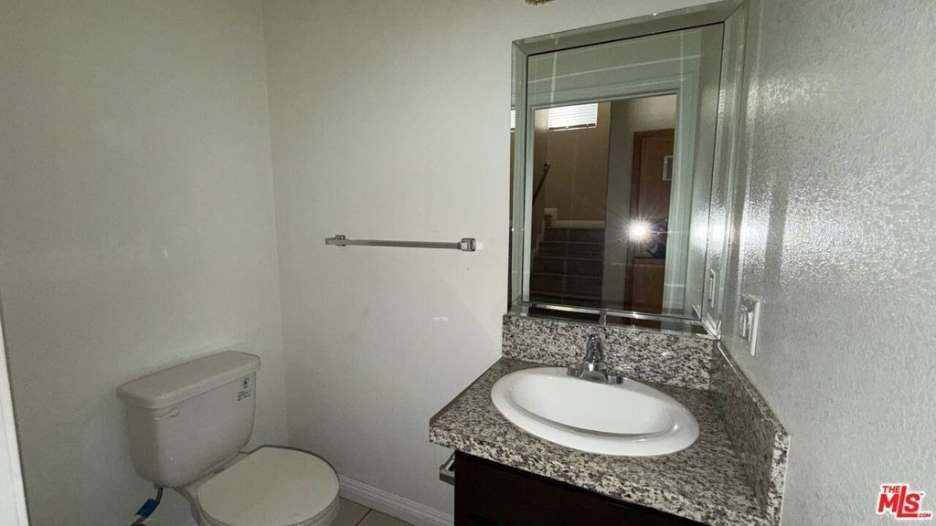 1210 W 39th Street - Photo 7