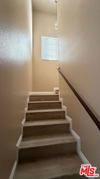 1210 W 39th Street - Photo 3