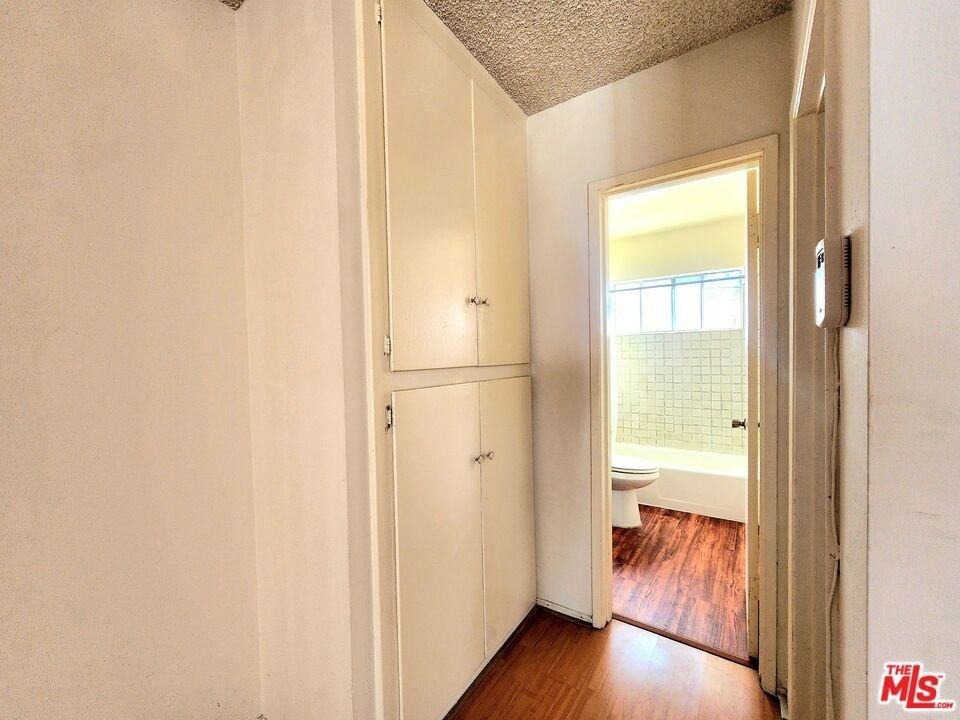 3055 Foothill Boulevard - Photo 7