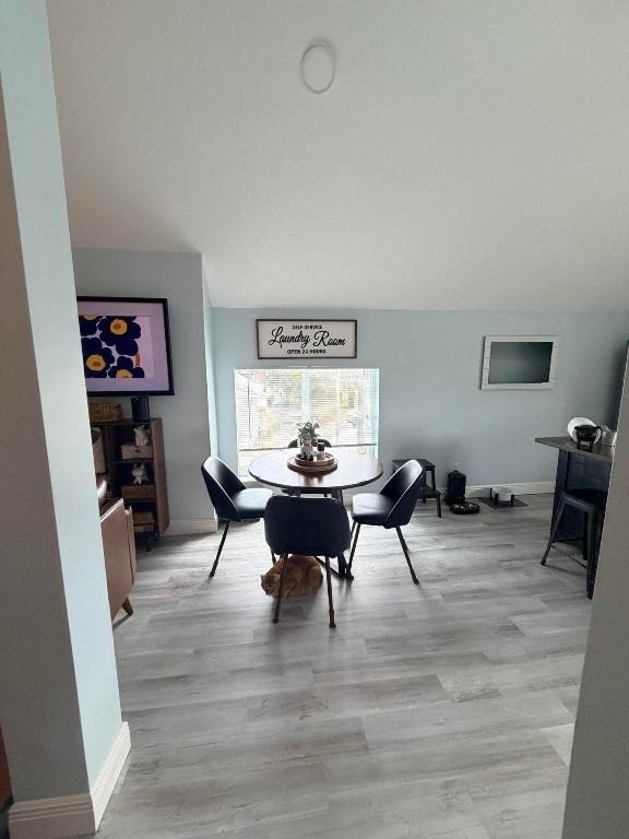 310 Se Denver Avenue - Photo 2
