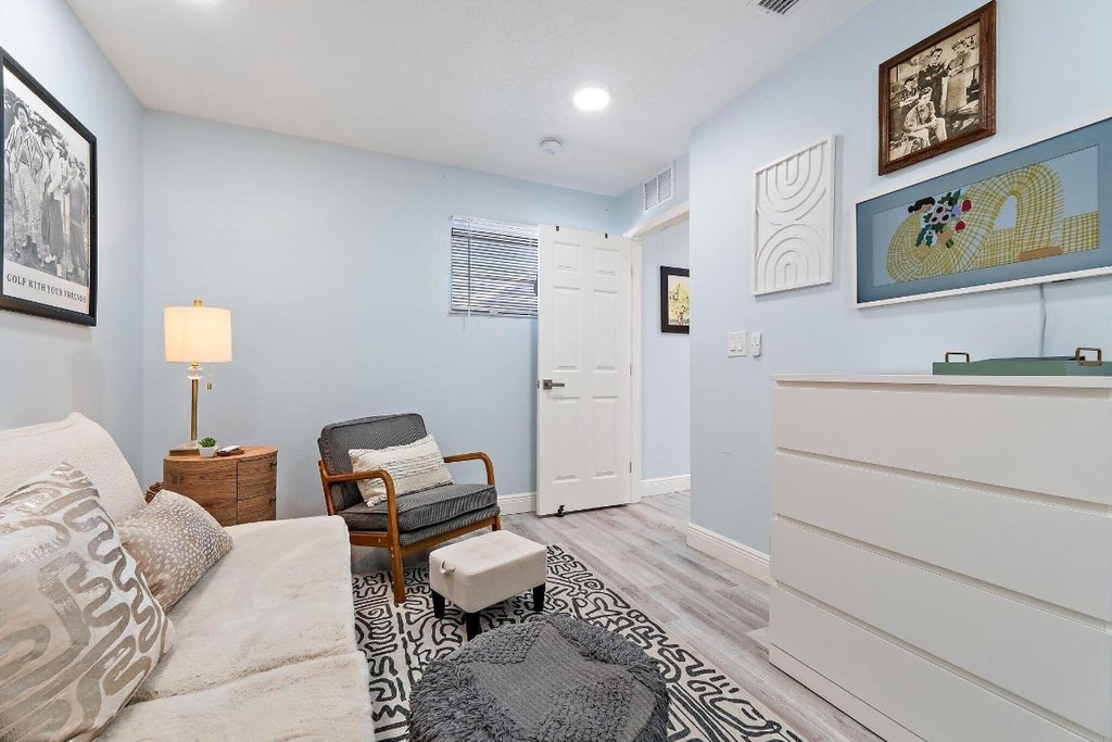 310 Se Denver Avenue - Photo 28
