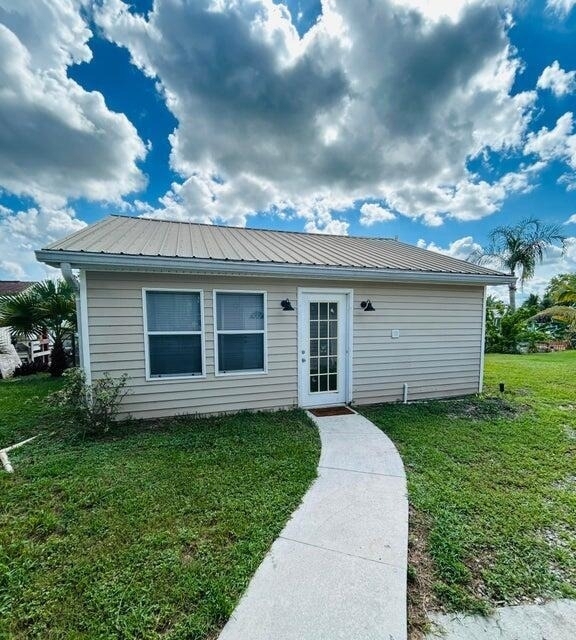 1134 6th Street - Photo 0