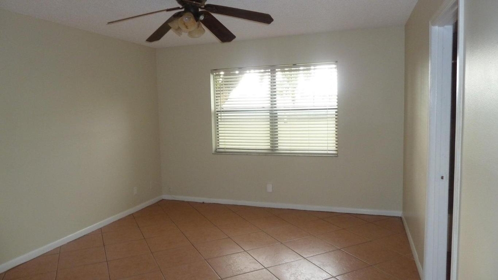 9355 Sw 8th Street - Photo 5