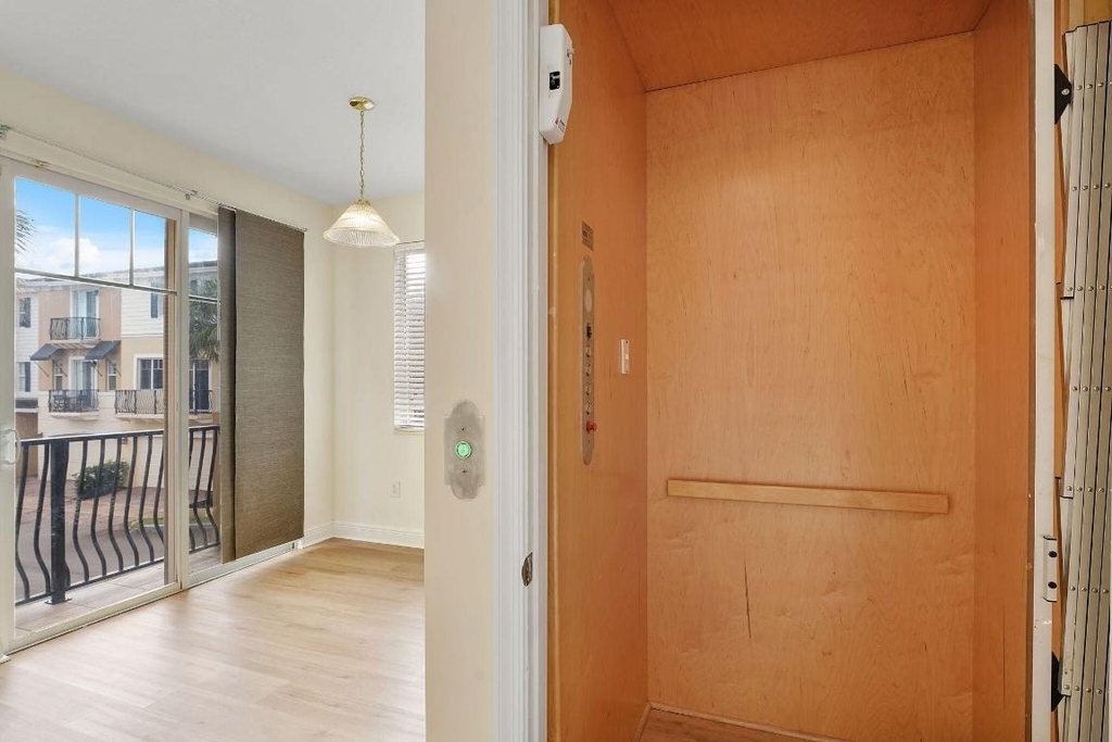 560 Nw 39th Circle - Photo 7