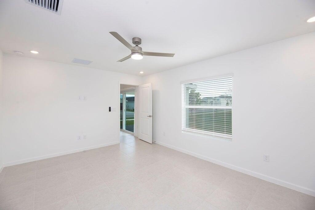 11146 Nw Fernbrook Drive - Photo 15