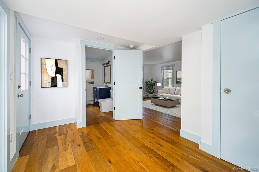 5 Valley Farm Road - Photo 4