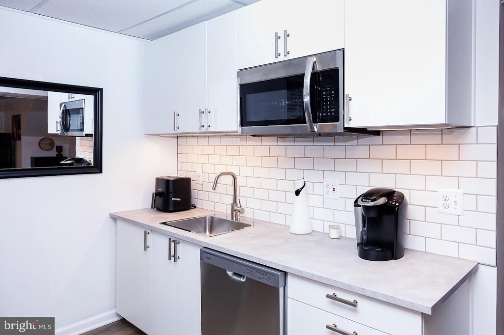7286 Earlys Road - Photo 11