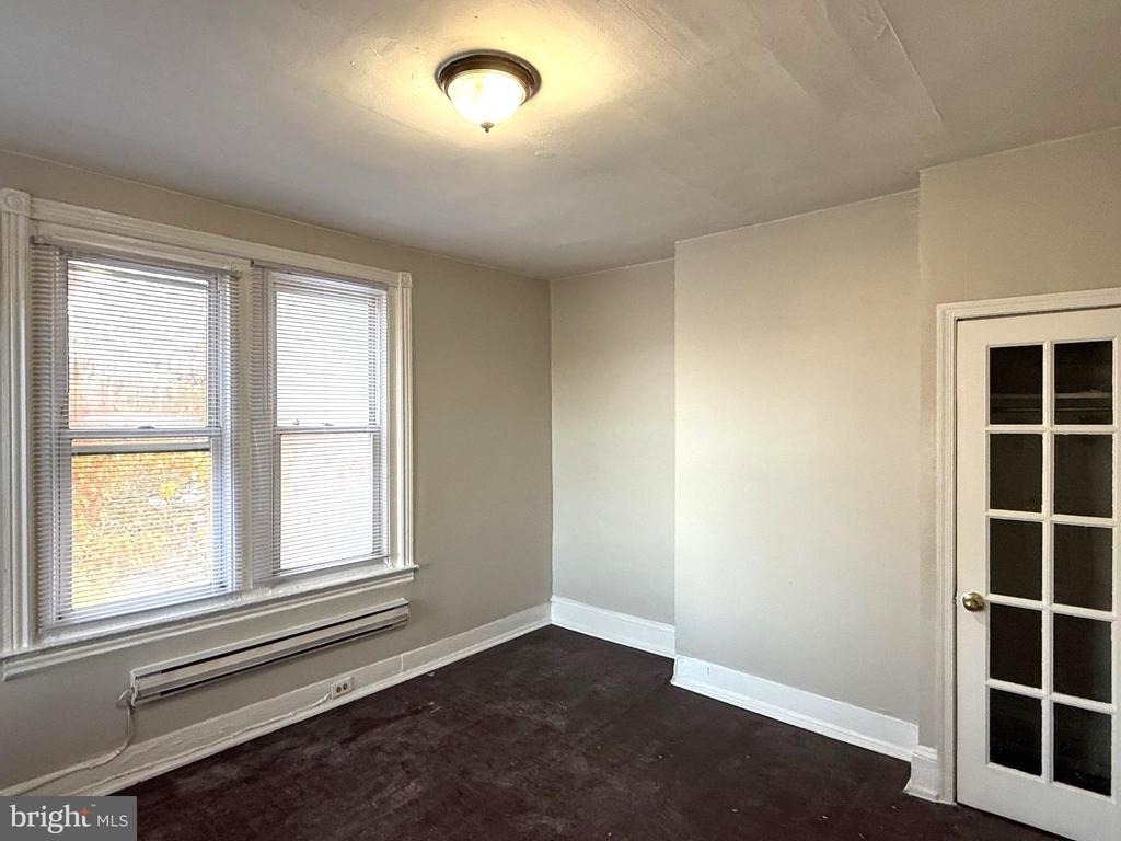 5748 Chestnut Street - Photo 4