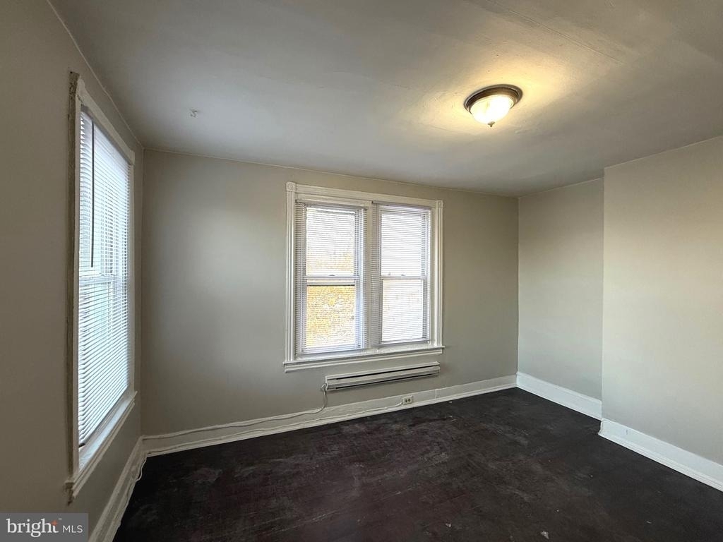 5748 Chestnut Street - Photo 5