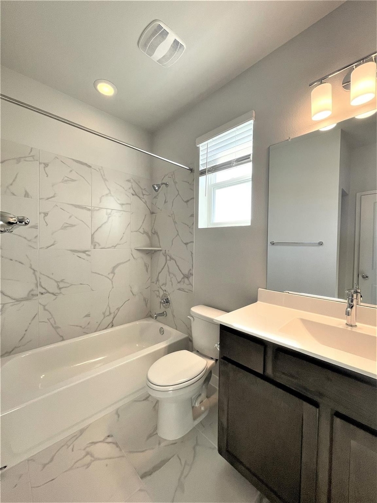 15110 Forum Ave - Photo 22