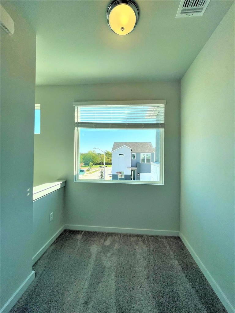 15110 Forum Ave - Photo 13