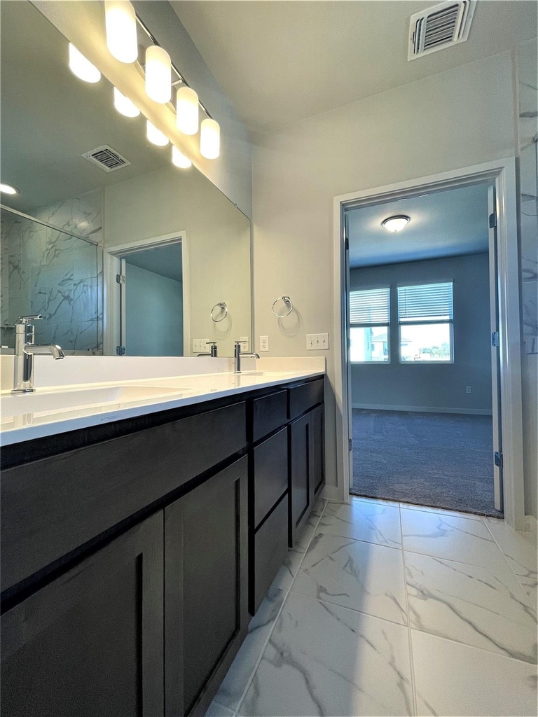 15110 Forum Ave - Photo 19