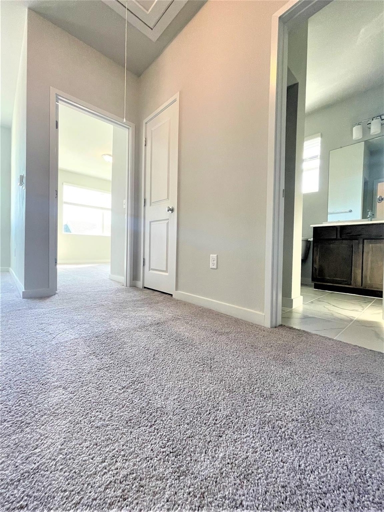 15110 Forum Ave - Photo 20
