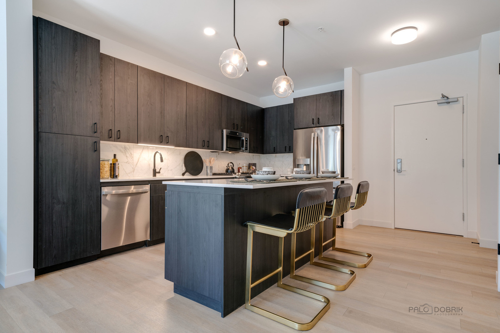 750 Hawthorn Row - Photo 11