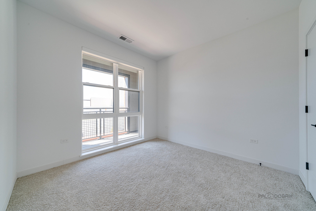 750 Hawthorn Row - Photo 17
