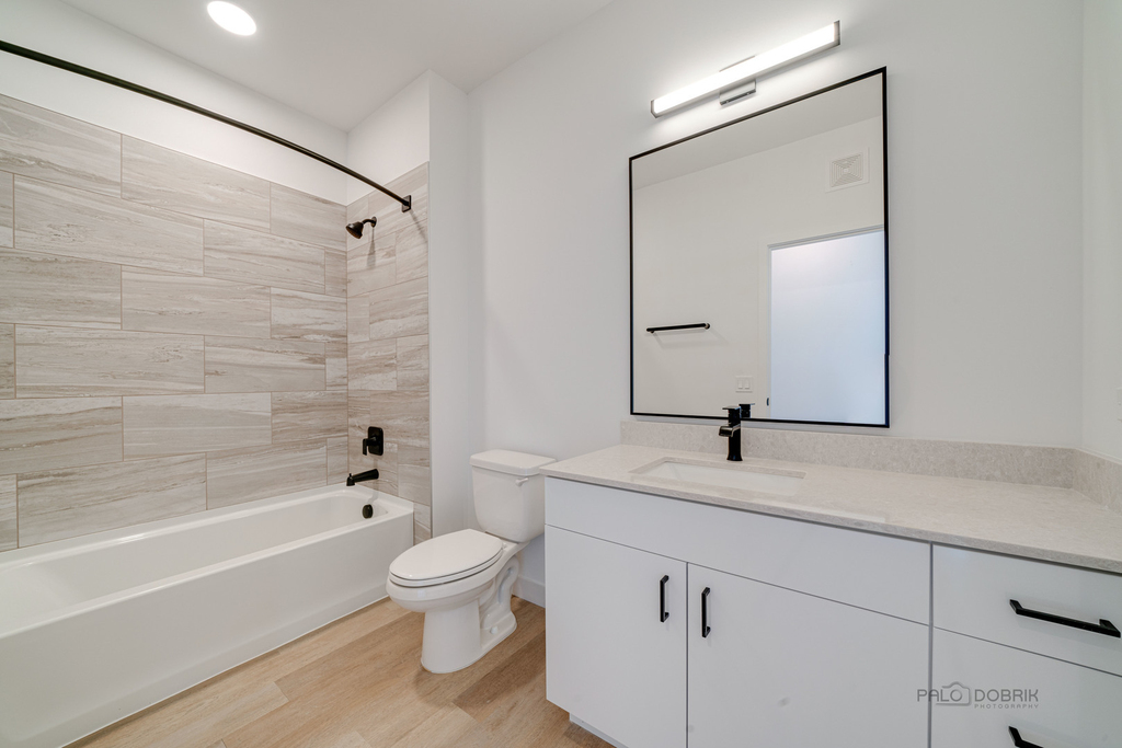 750 Hawthorn Row - Photo 18