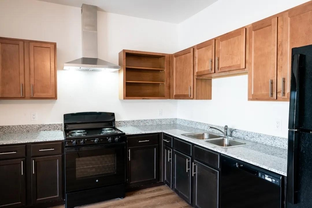 715 N 16th St - Photo 16