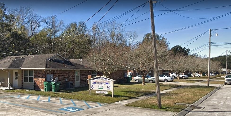 46 Iris Ln - Photo 0