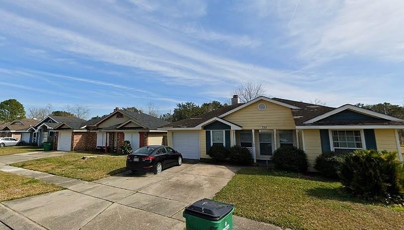 46 Iris Lane - Photo 1