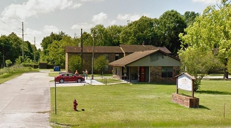 865 Hwy 105 W - Photo 2