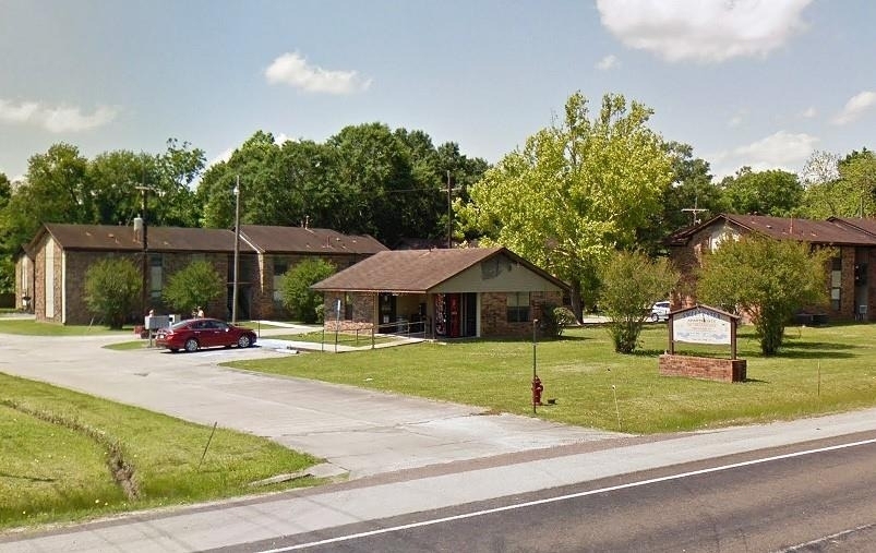 865 Hwy 105 W - Photo 1