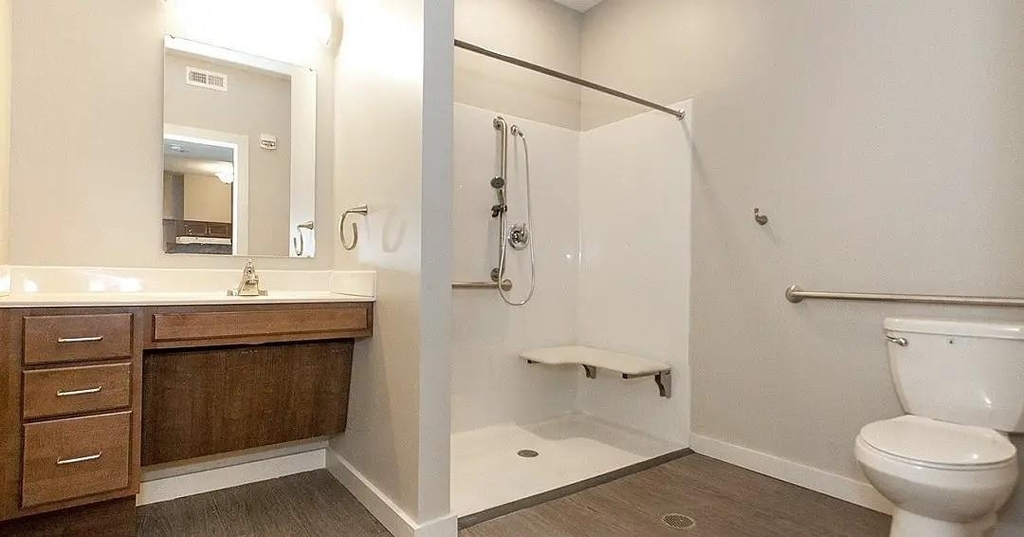 1811 Losantiville Ave - Photo 6