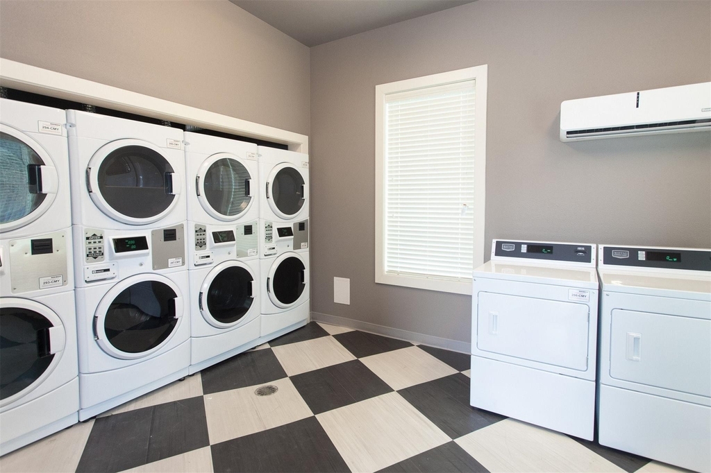 11641 Leopard Street - Photo 5
