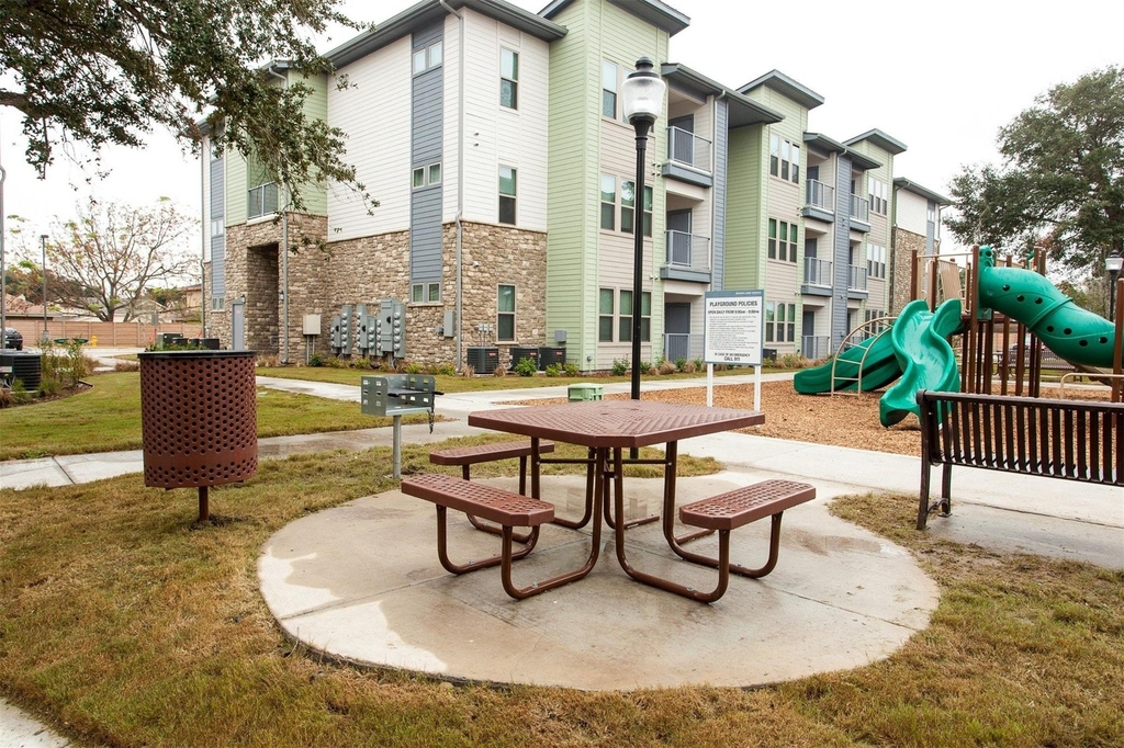 11641 Leopard Street - Photo 0