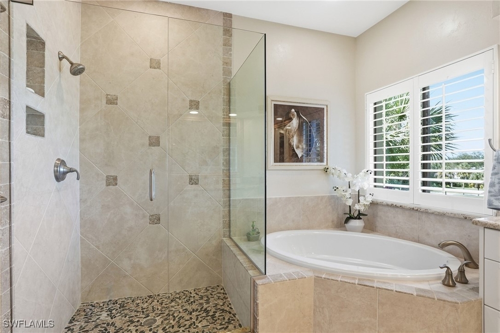 7048 Pelican Bay Boulevard - Photo 21