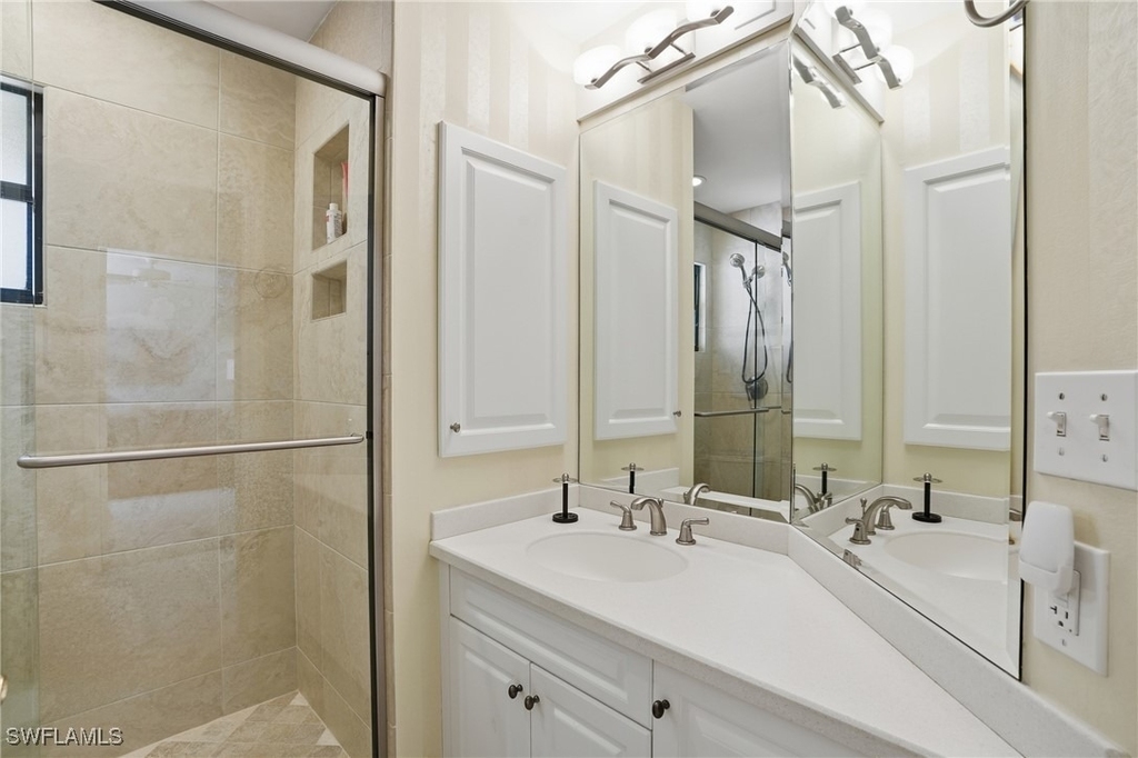 7048 Pelican Bay Boulevard - Photo 26