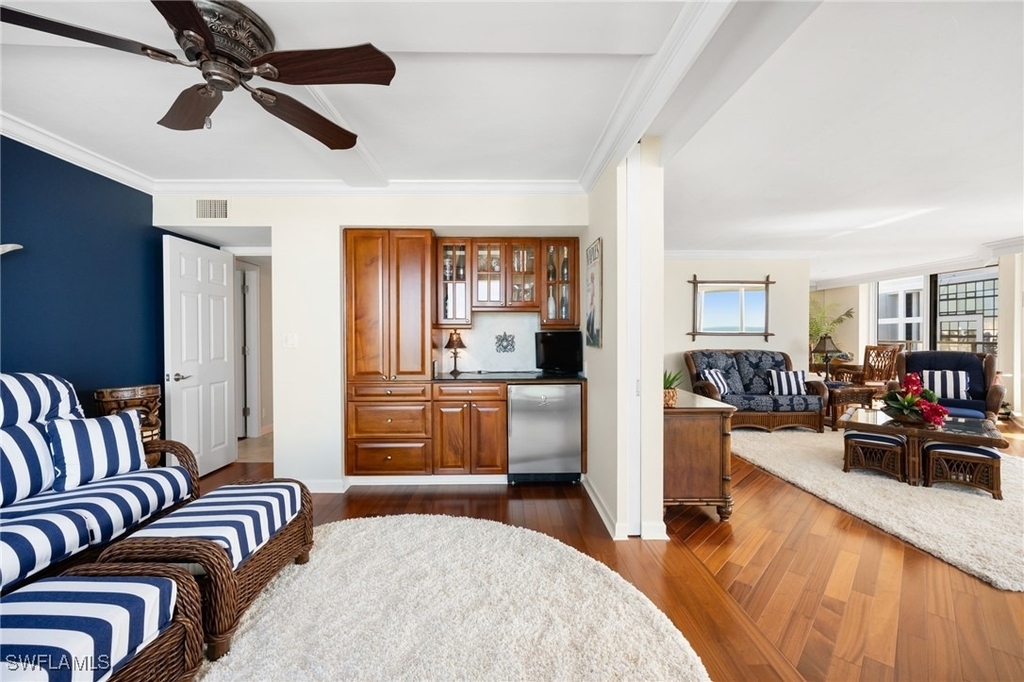 4901 Gulf Shore Boulevard N - Photo 4